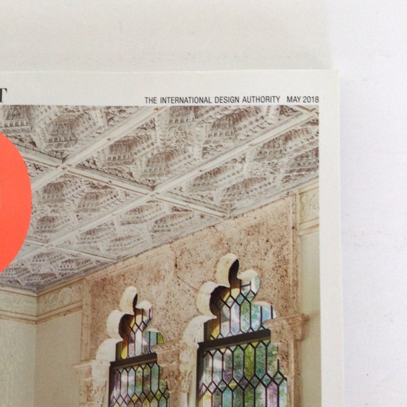 ARCHITECTURAL DIGEST MAY 2018 NWT - Picture 4 of 7